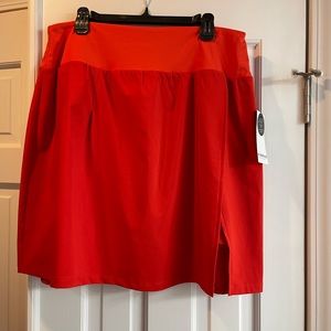 Gorgeous Poppy Red Kinesis Tennis Skirt NWT never worn